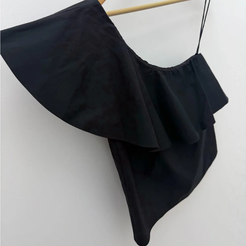 Alice + Olivia Black One Shoulder Ruffle Top | Chic Asymmetrical Blouse - Picture 6 of 7